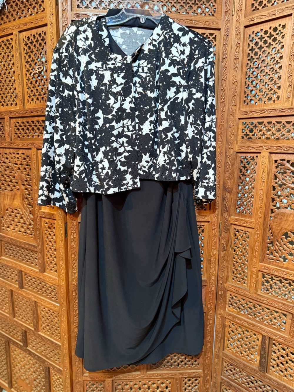 Dressbarn Collection 2-Piece Dress & Jacket Set – Size 20